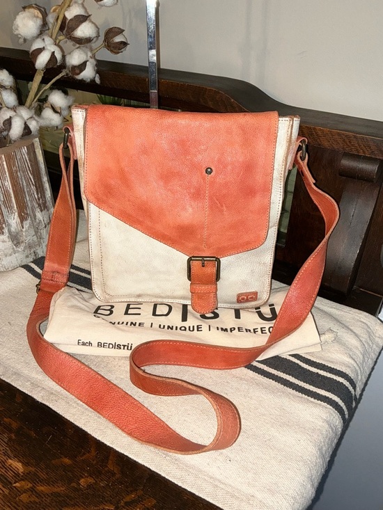 Bed Stu Handbags - NWOT Bed Stu Leather Venice Beach Crossbody Bag Blush Pink Nectar Lux MSRP $240